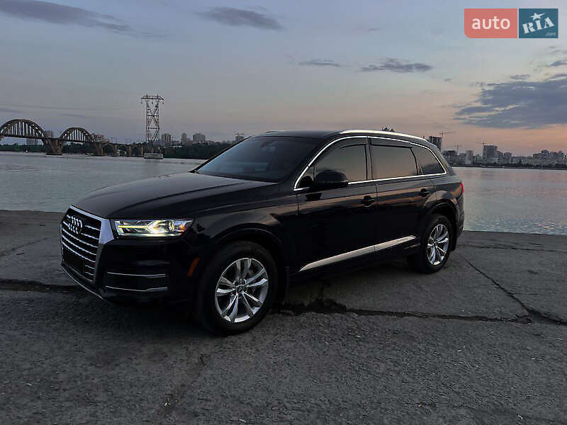 Audi Q7 2016