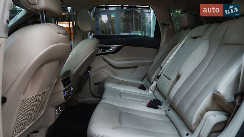 Внедорожник / Кроссовер Audi Q7 2018 в Львове
