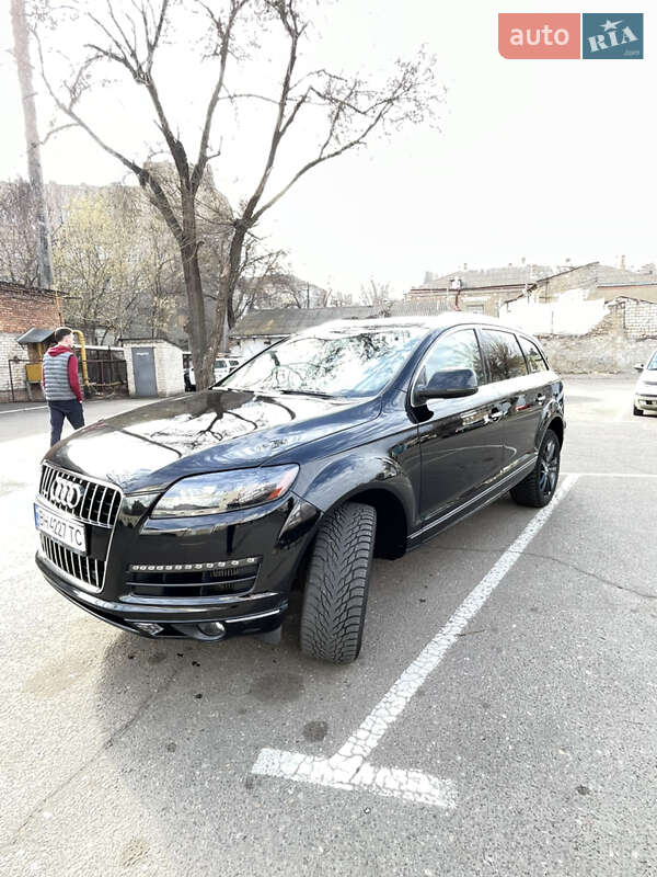 Внедорожник / Кроссовер Audi Q7 2015 в Николаеве