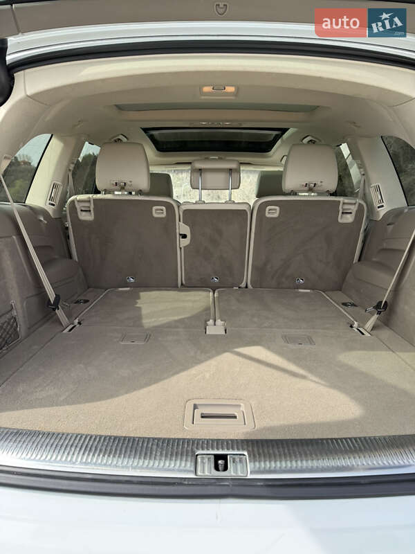 Позашляховик / Кросовер Audi Q7 2013 в Одесі