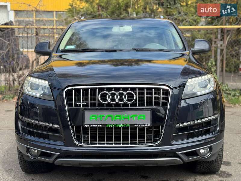 Внедорожник / Кроссовер Audi Q7 2011 в Одессе