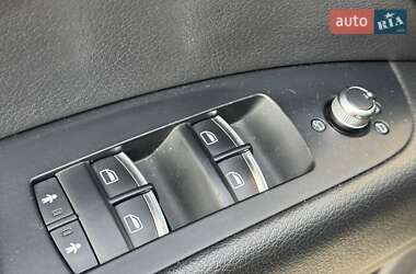 Позашляховик / Кросовер Audi Q7 2013 в 
