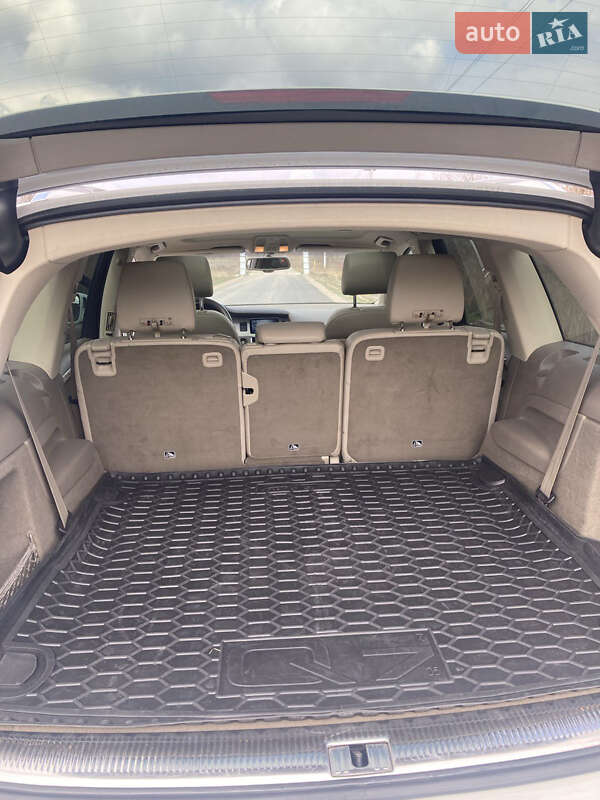 Внедорожник / Кроссовер Audi Q7 2015 в Киеве