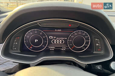 Внедорожник / Кроссовер Audi Q7 2018 в 