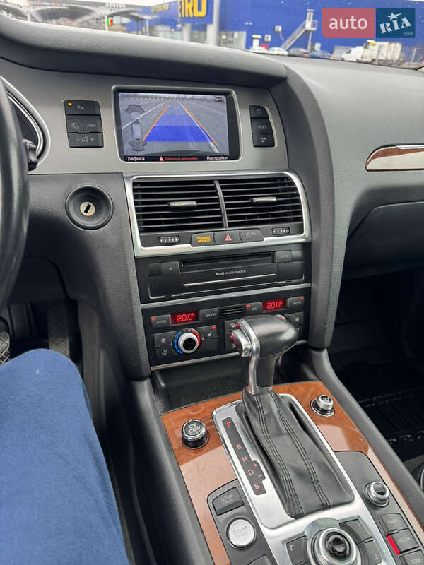 Внедорожник / Кроссовер Audi Q7 2013 в Ровно