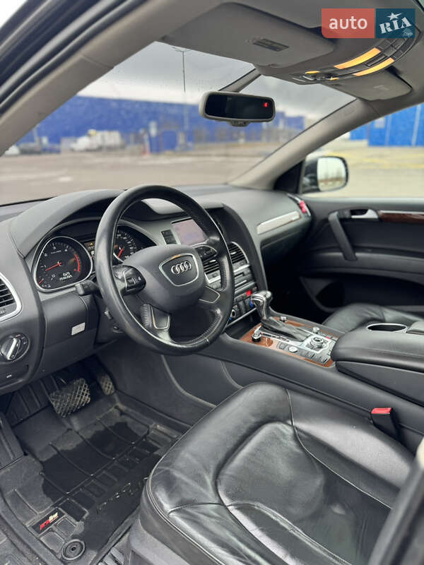 Внедорожник / Кроссовер Audi Q7 2013 в Ровно