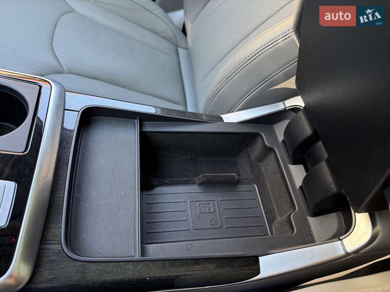 Позашляховик / Кросовер Audi Q7 2020 в Львові