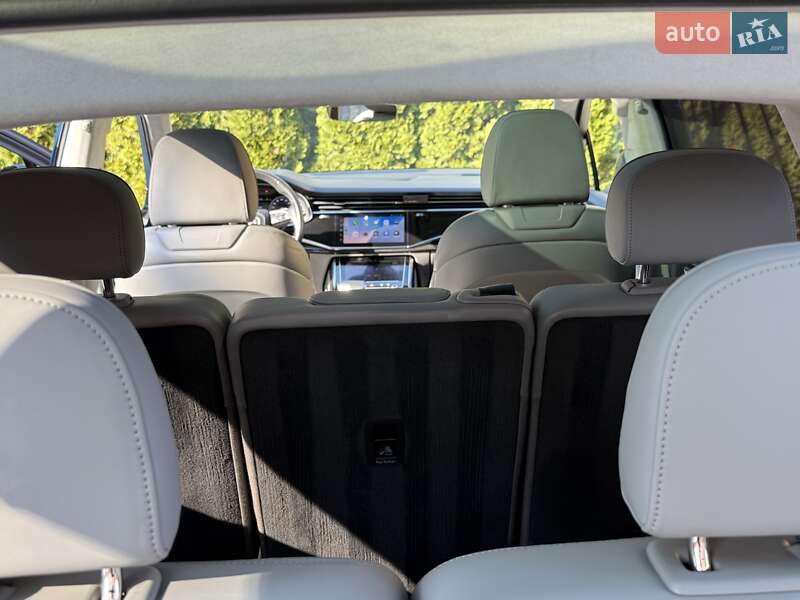 Позашляховик / Кросовер Audi Q7 2020 в Львові