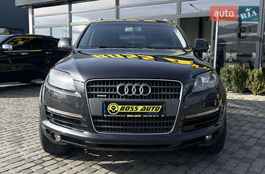 Внедорожник / Кроссовер Audi Q7 2008 в 