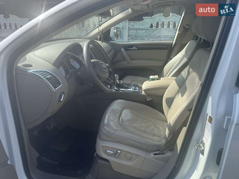 Позашляховик / Кросовер Audi Q7 2012 в Тернополі