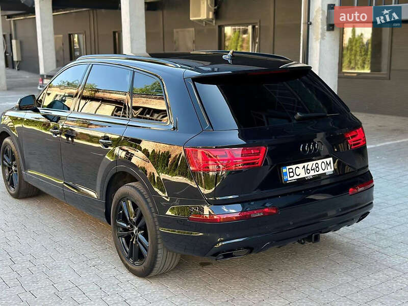 Внедорожник / Кроссовер Audi Q7 2017 в Львове