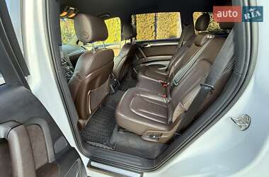 Внедорожник / Кроссовер Audi Q7 2013 в 