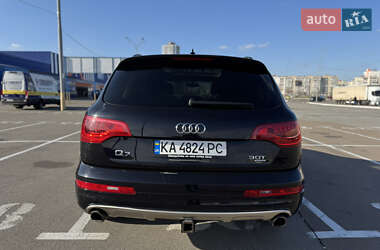 Внедорожник / Кроссовер Audi Q7 2015 в 