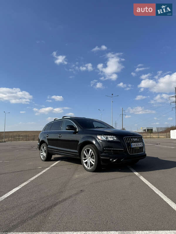 Внедорожник / Кроссовер Audi Q7 2013 в Ровно
