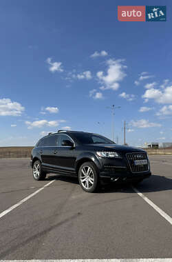 Внедорожник / Кроссовер Audi Q7 2013 в 