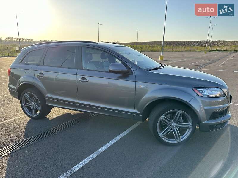 Audi Q7 2015