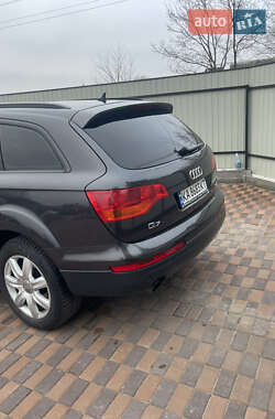 Внедорожник / Кроссовер Audi Q7 2007 в 
