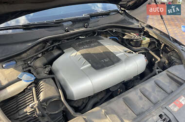 Внедорожник / Кроссовер Audi Q7 2007 в 