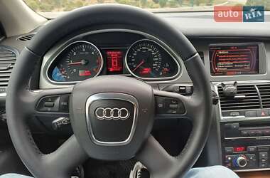 Внедорожник / Кроссовер Audi Q7 2008 в 