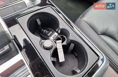 Внедорожник / Кроссовер Audi Q7 2020 в 