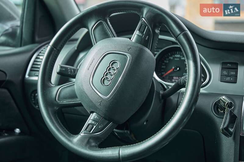 Позашляховик / Кросовер Audi Q7 2014 в Львові