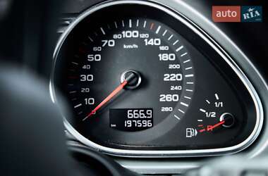 Внедорожник / Кроссовер Audi Q7 2014 в 