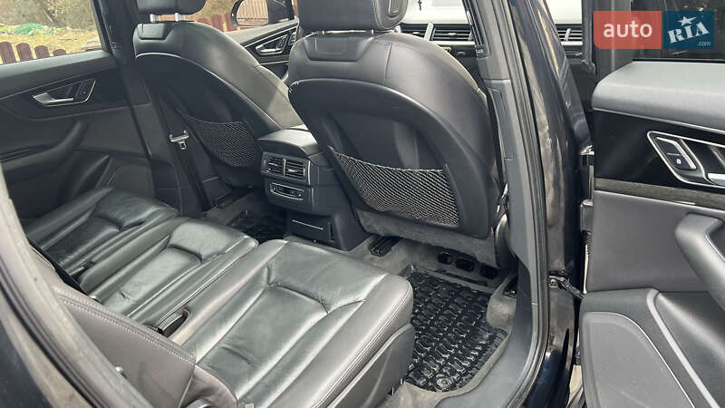 Внедорожник / Кроссовер Audi Q7 2019 в Тернополе