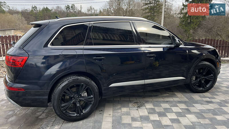 Внедорожник / Кроссовер Audi Q7 2019 в Тернополе
