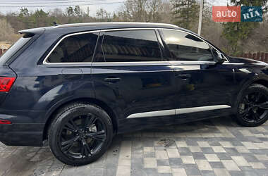 Внедорожник / Кроссовер Audi Q7 2019 в 