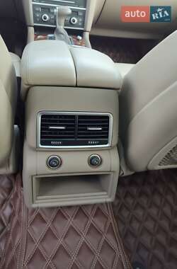 Внедорожник / Кроссовер Audi Q7 2013 в 