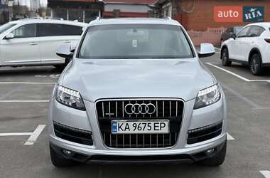 Внедорожник / Кроссовер Audi Q7 2013 в 