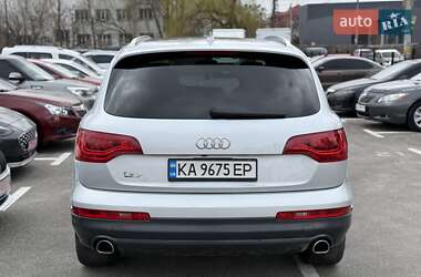 Внедорожник / Кроссовер Audi Q7 2013 в 