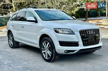 Внедорожник / Кроссовер Audi Q7 2015 в 