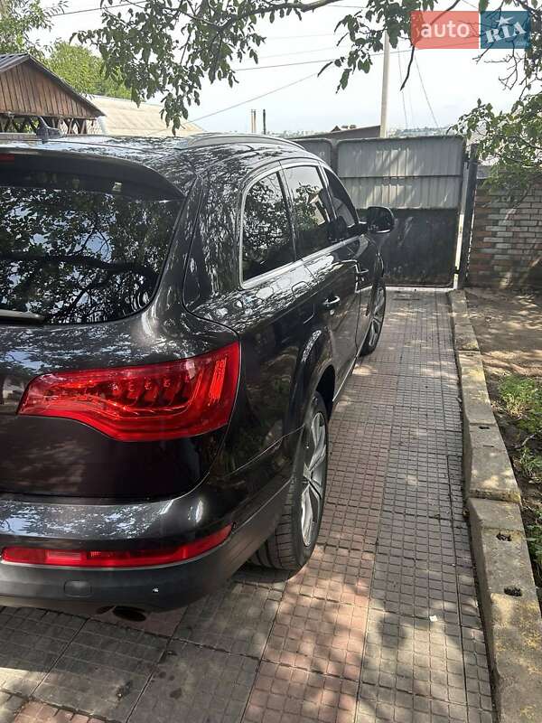 Внедорожник / Кроссовер Audi Q7 2007 в Первомайске