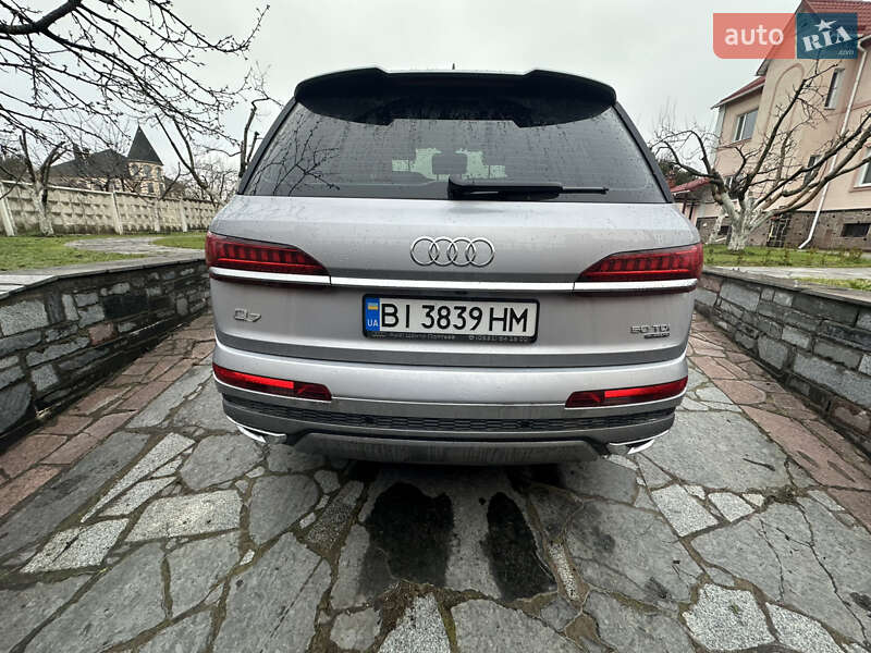 Внедорожник / Кроссовер Audi Q7 2020 в Киеве