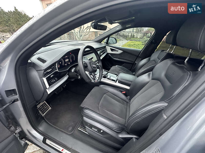 Внедорожник / Кроссовер Audi Q7 2020 в Киеве