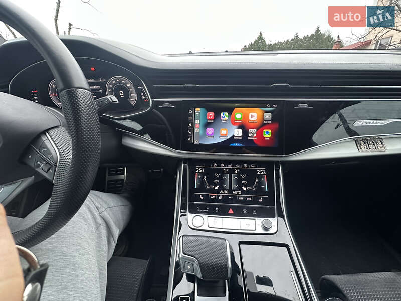 Внедорожник / Кроссовер Audi Q7 2020 в Киеве