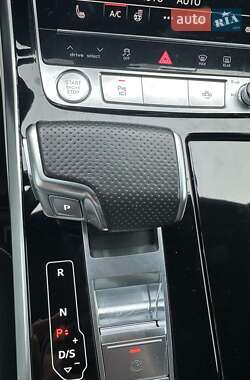 Внедорожник / Кроссовер Audi Q7 2020 в 