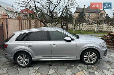 Внедорожник / Кроссовер Audi Q7 2020 в 