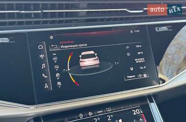 Внедорожник / Кроссовер Audi Q7 2020 в 