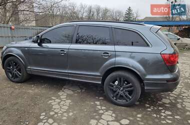 Внедорожник / Кроссовер Audi Q7 2011 в 