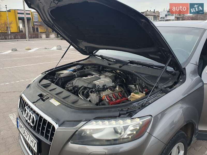 Внедорожник / Кроссовер Audi Q7 2012 в Житомире