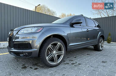 Позашляховик / Кросовер Audi Q7 2015 в 