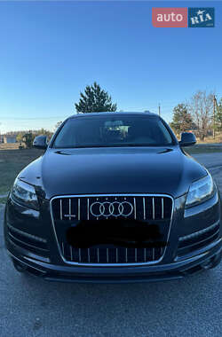 Позашляховик / Кросовер Audi Q7 2011 в Житомирі