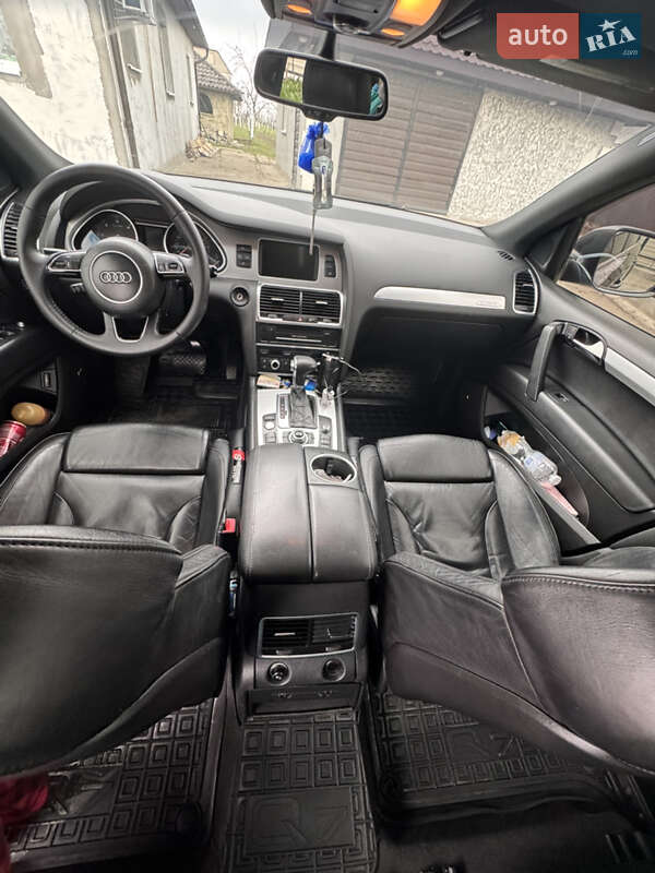 Позашляховик / Кросовер Audi Q7 2013 в Кам'янець-Подільському