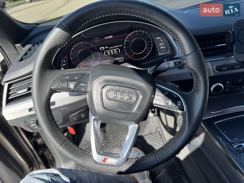 Внедорожник / Кроссовер Audi Q7 2018 в Звягеле