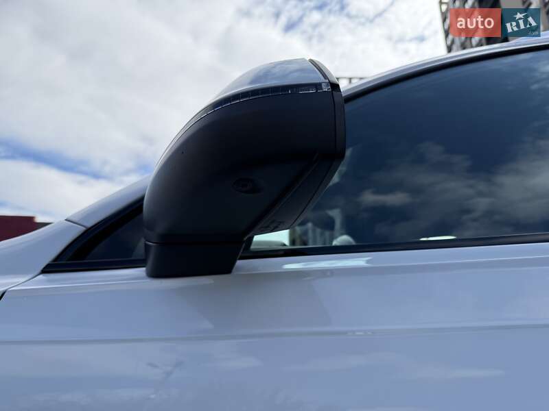 Позашляховик / Кросовер Audi Q7 2018 в Львові