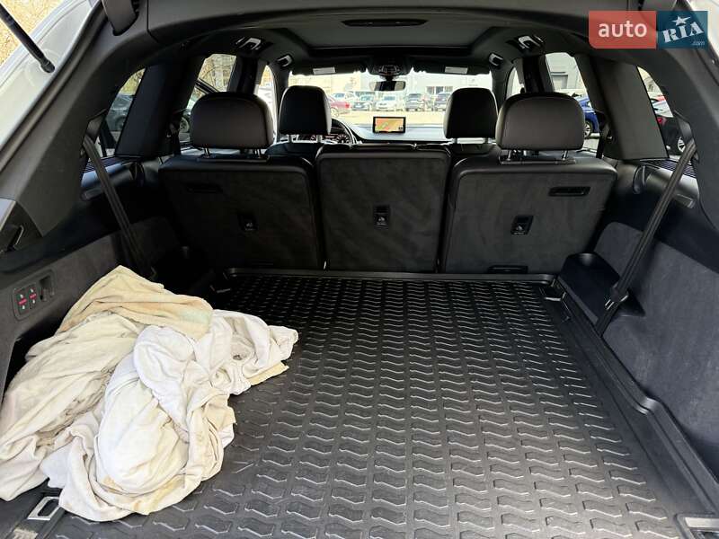 Позашляховик / Кросовер Audi Q7 2018 в Львові