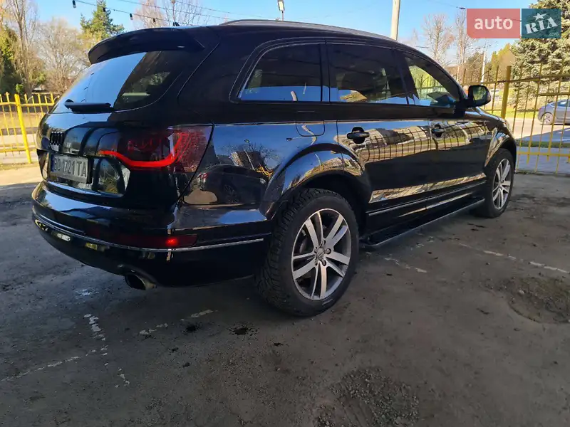 Внедорожник / Кроссовер Audi Q7 2014 в 