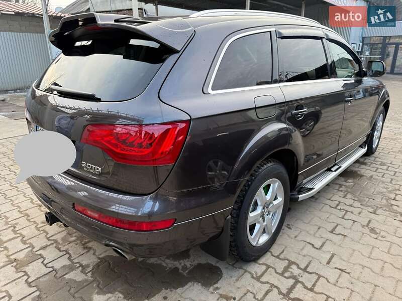 Позашляховик / Кросовер Audi Q7 2011 в Чемерівцях